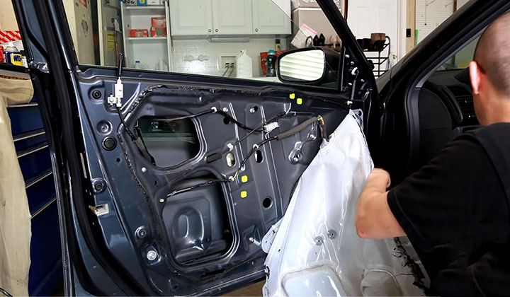 How to Fix Honda Accord Door That Won't Open From The Inside? - Honda ...