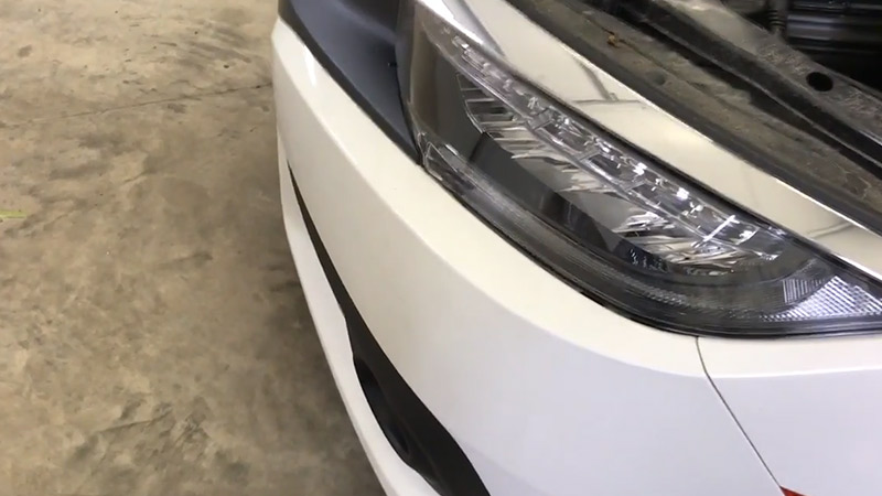Adjust Honda Civic Headlights
