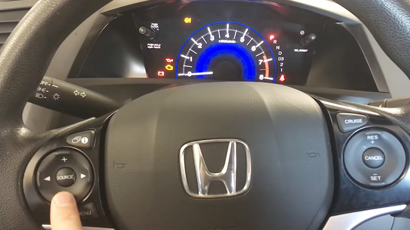 Reset Checking Tire Pressure on a Honda Civic 2015 by Removing The Wheel Cover