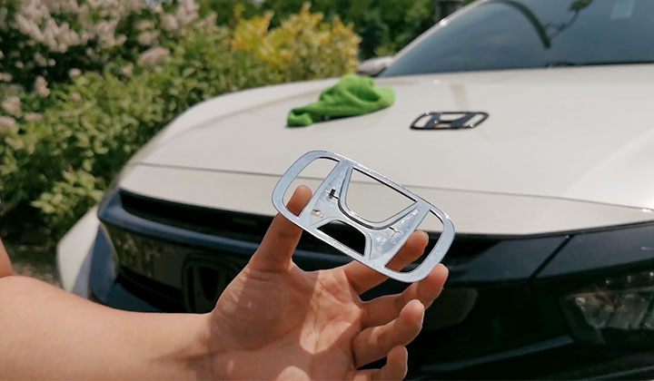 Remove Honda Emblem From Grille