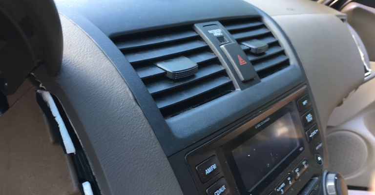 Why Is The Honda Accord Middle Vent Not Working