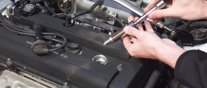 Remove Honda Civic Spark Plugs That Are Stuck On