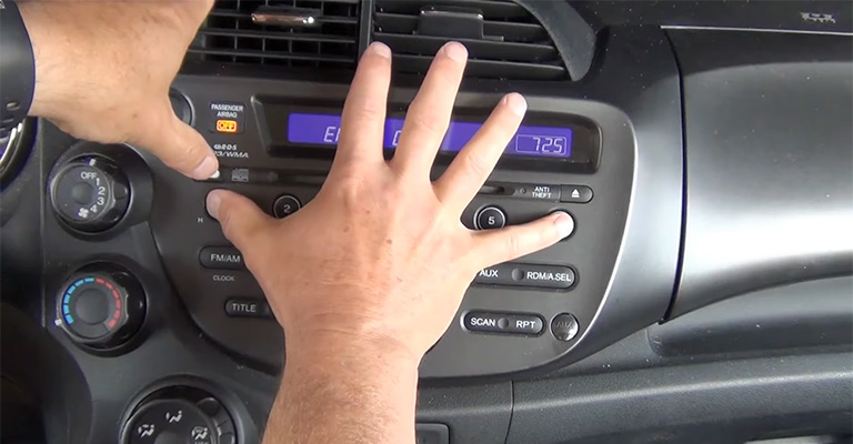 How to Enter Honda Civic Radio Code