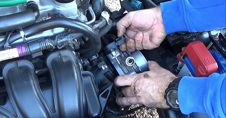 How To Replace The IAC Valve