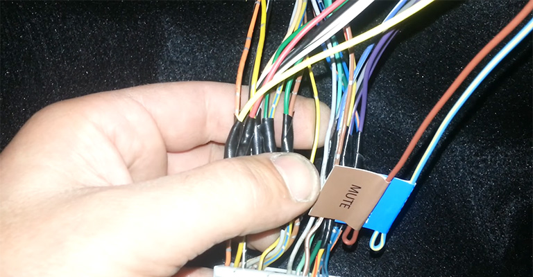 Identify Aftermarket Car Radio Wire Colors