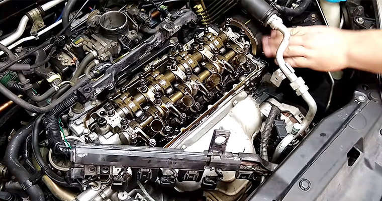 Honda D17A2 Engine Overview