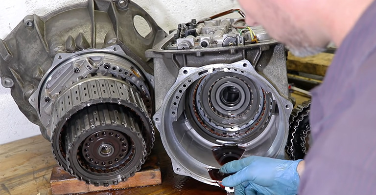 What Are the Symptoms of the Transmission Malfunctioning