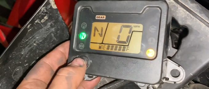 How to Replace Honda Foreman 450 Display